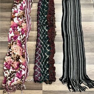 ⚠️3 Scarves⚠️